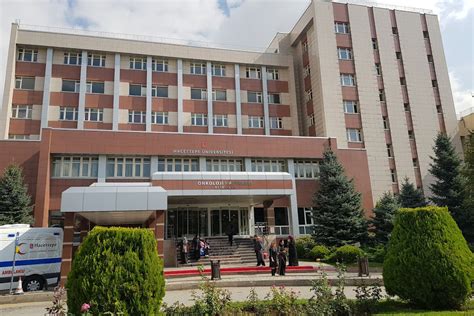 Hacettepe üniversitesi onkoloji hastanesi iletişim